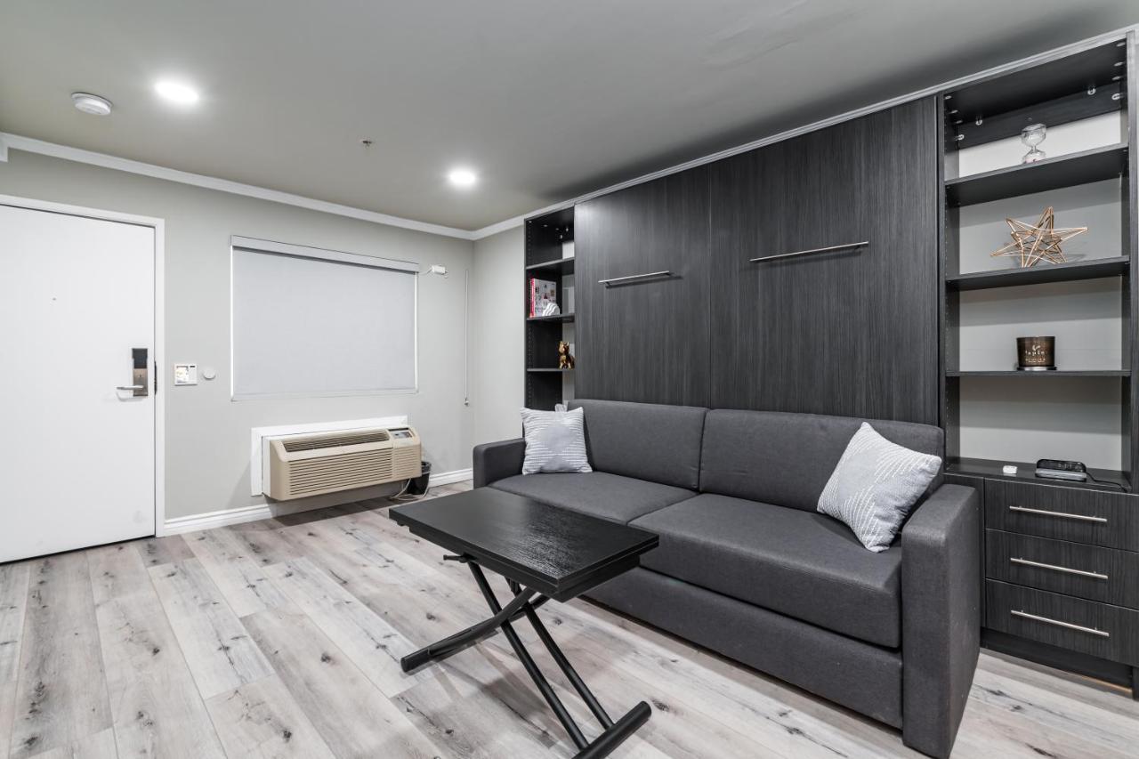 Omeo Suites Alhambra Exteriör bild